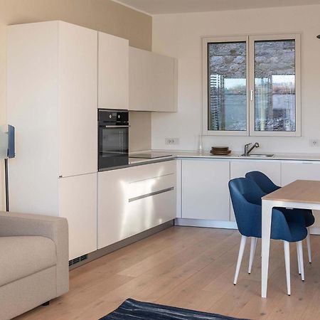Serviced Apartments By Hotel De Charme Лавено Экстерьер фото