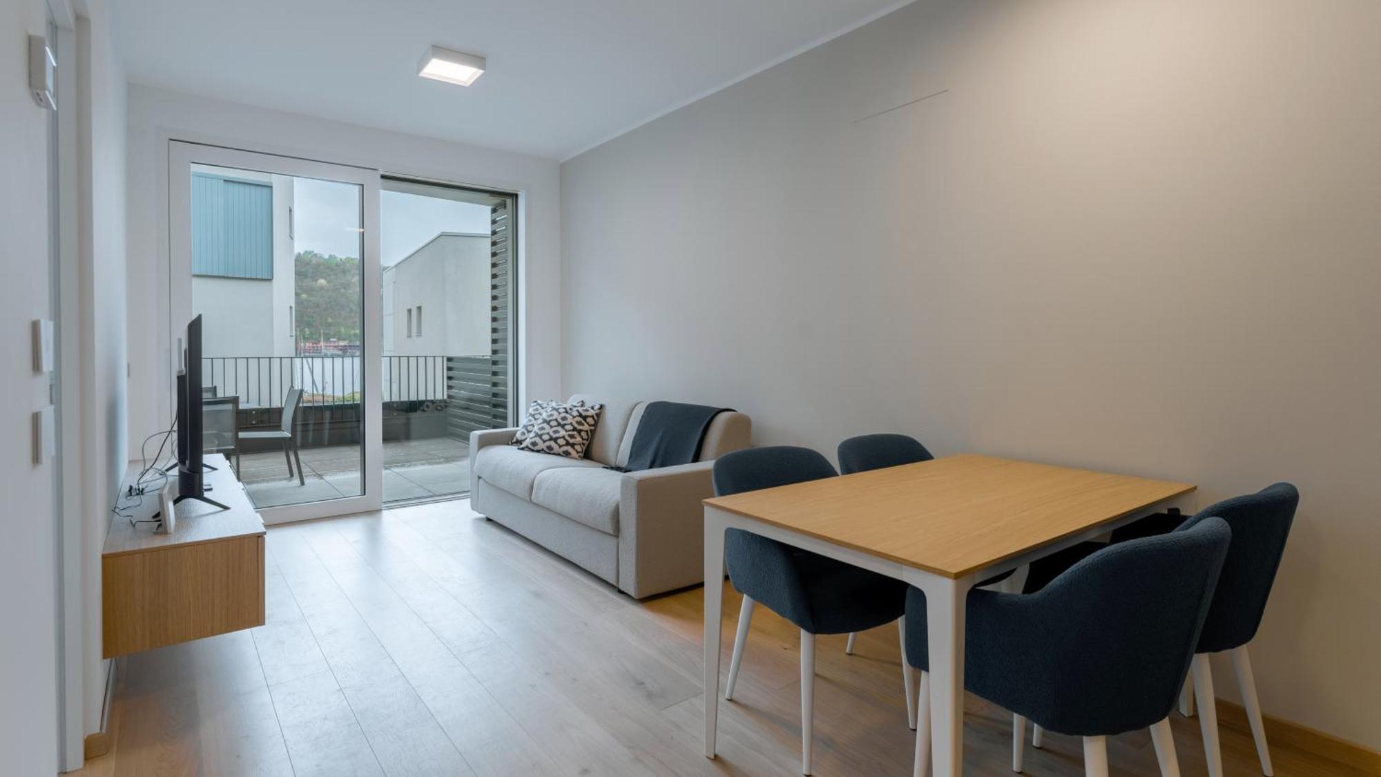 Serviced Apartments By Hotel De Charme Лавено Экстерьер фото